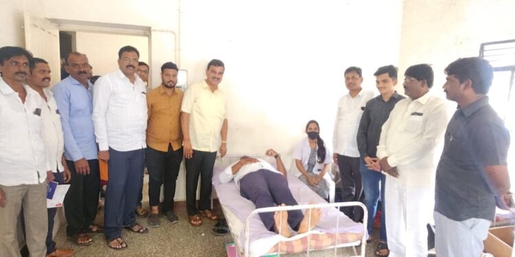 रक्तदान शिबीरे आता लोक चळवळ बनावी-माजी राज्यमंत्री दत्तात्रय भरणे यांचे प्रतिपादन