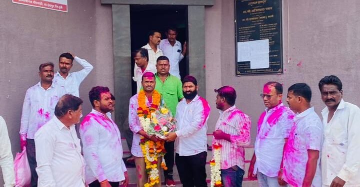 डॉ.तुळशीराम खारतोडे यांची  पोंधवडीच्या उपसरपंच पदी बिनविरोध निवड