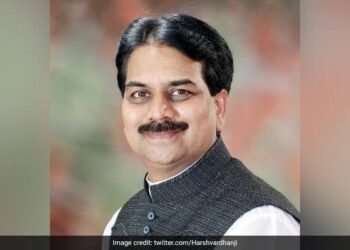 राज्याच्या राजकारणातील कोहिनूर हिरा इंदापूर तालुक्याला प्रगतीपथावर  नेणारे विकासरत्न नेतृत्व  माजी मंत्री हर्षवर्धनजी पाटील साहेब