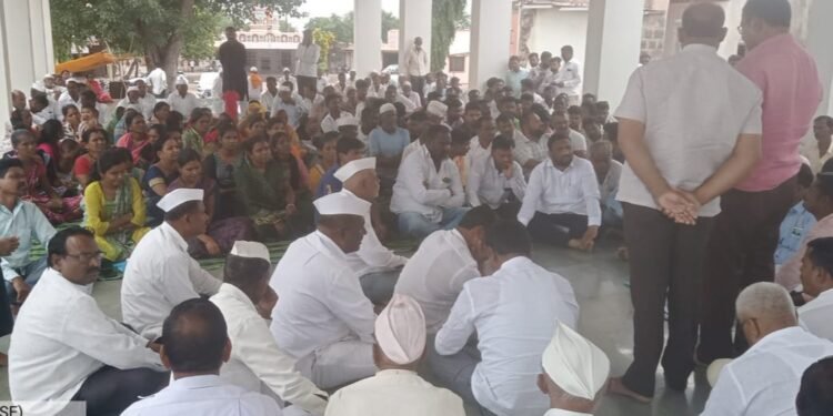 शेटफळगढे पाणीपुरवठा योजनेच्या तलावासाठी व आरोग्य केंद्रासाठी जागा देण्याचा ग्रामसभेचा ठराव