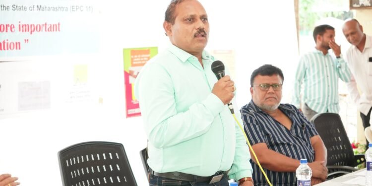 देसाई इन्फ्रा प्रा. लि. कंपनीच्या वतीने आयोजित केलेल्या मोफत आरोग्य तपासणी शिबिरात पारवडीत 110 रुग्णांची तपासणी