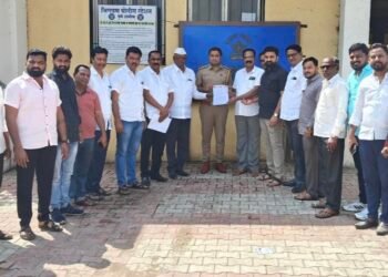 श्रीमंत मालोजीराजे भोसले यांच्या इंदापूर येथील गढीची दुरूस्ती शांसन करीत नसलेमुळे भविष्यात राज्यकर्त्यांनी गढीबाबतची कोणतीही घोषणा करू नये अन्यथा राज्यकर्त्यांना तालुक्यात फिरू देणार नाही