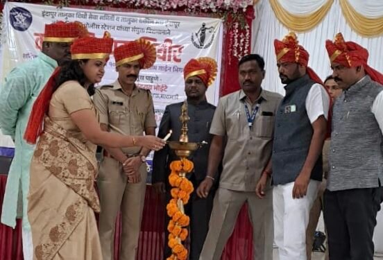 कायद्याचे ज्ञान समाजातील तळागाळापर्यंत पोहोचवावे हा कायदेविषयक शिबिराचा मुख्य उद्देश आहे –श्रीमती स्वानंदी वडगांवकर