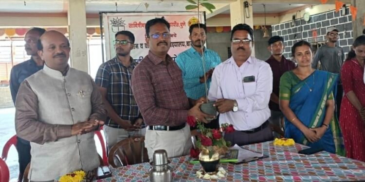 युवाशक्तीने खेड्यांच्या समृद्ध विकासासाठी वाटचाल करावी- इंदापूरचे तहसीलदार श्रीकांत पाटील यांचे प्रतिपादन