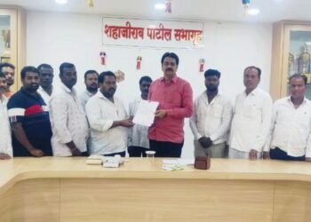 उजनी जलाशयात पंडी आणि वडप च्या सहाय्याने मासळी मासेमारीस परवानगी द्यावी