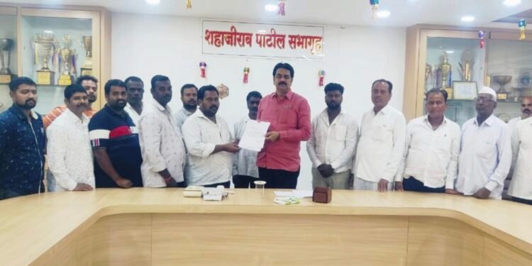 उजनी जलाशयात पंडी आणि वडप च्या सहाय्याने मासळी मासेमारीस परवानगी द्यावी