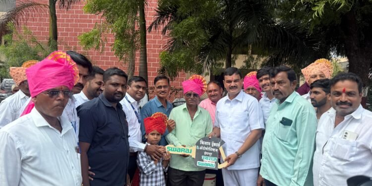 *कृषिमंत्री दत्तात्रय भरणे यांनी दिले इंदापुरातील कृषी यांत्रिकीकरणाला नवे बळ , इंदापूर तालुक्यात ५१ अनुदानित ट्रॅक्टर व ट्रॅक्टरचलित ८ यंत्र आणि औजारांचे वितरण*
