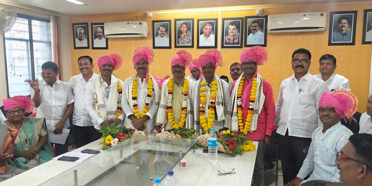 *इंदापूर तालुका प्राथमिक शिक्षक पतसंस्थेच्या सभापतीपदी श्री. प्रशांत घुले सर, उपसभापती पदी श्री .विकास गायकवाड यांची बिनविरोध निवड*