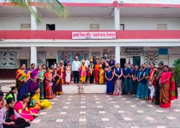 *भिगवण येथील डॉ. चंद्रकांत खानावरे आदर्श विदया मंदिर व  माध्यमिक विद्यालयात  ग्रंथ दिंडी व पालखी सोहळ्याचे आयोजन*